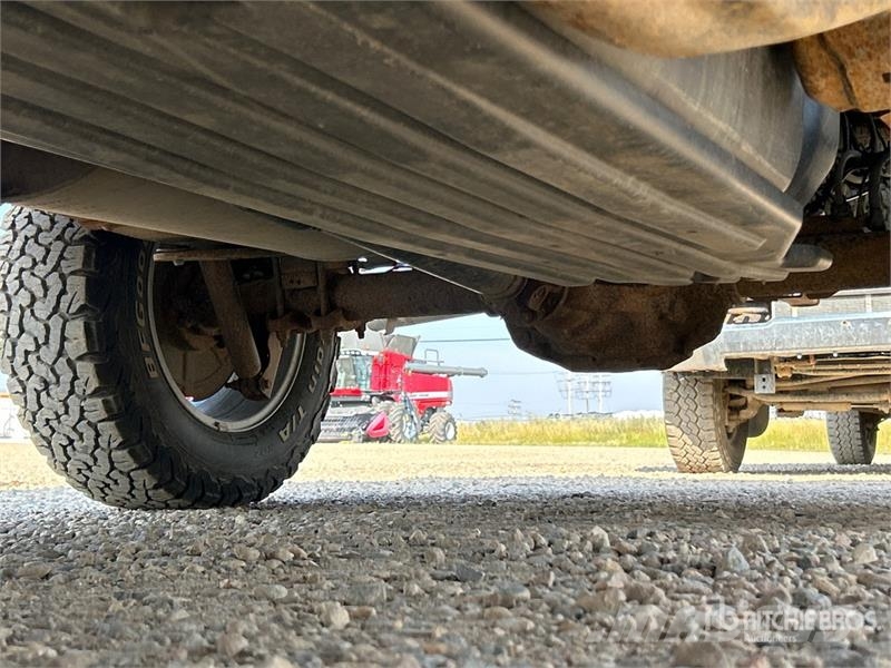 Ford F-150 XLT 4x4 Crew Cab Pickup Ostalo