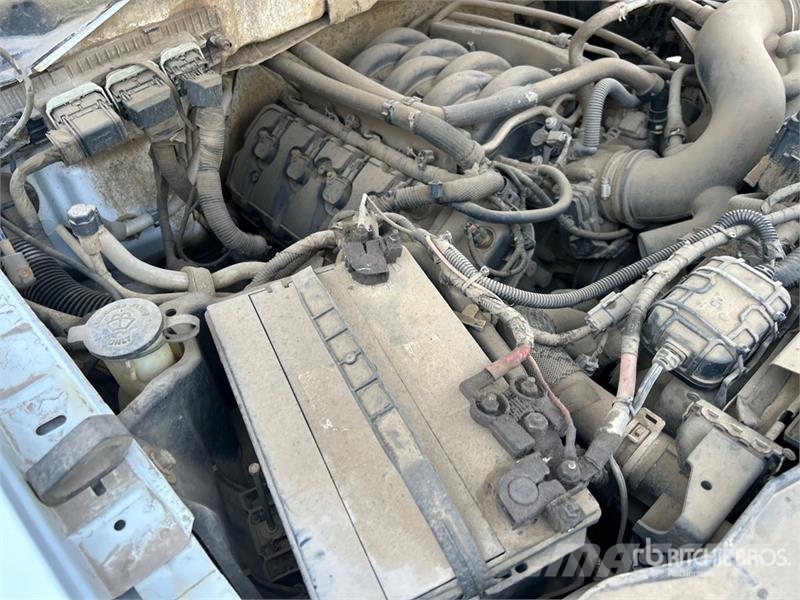 Ford F-150 XLT 4x4 Crew Cab Pickup (Inoperable) أخرى