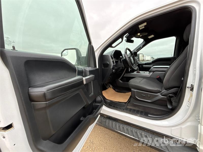Ford F-150 XLT 4x4 Crew Cab Pickup Прочие фургоны