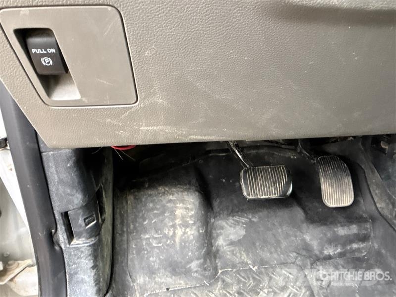 Ford F-150 XLT 4x4 Crew Cab Pickup أخرى