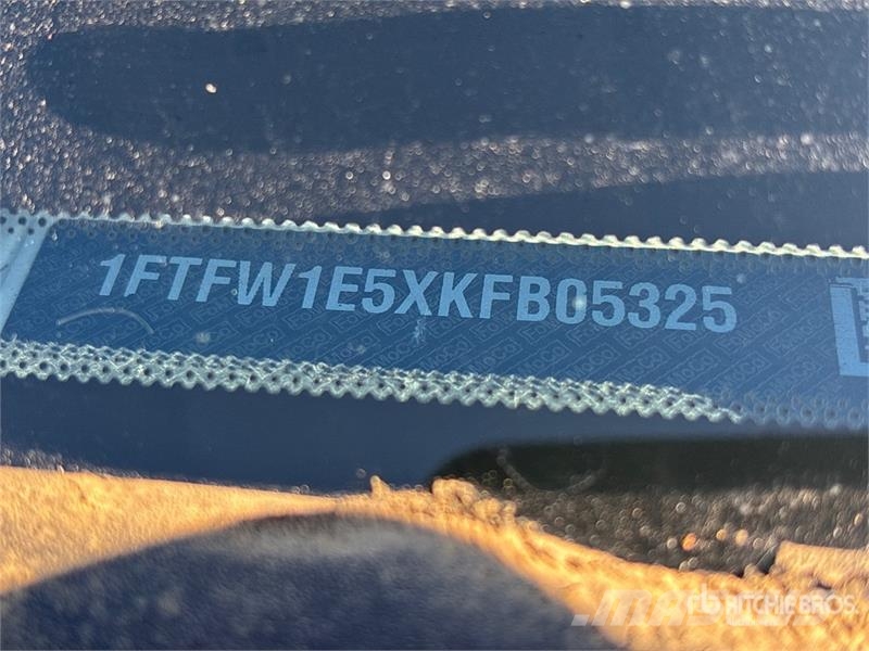 Ford F-150 XLT 4x4 Crew Cab Pickup Other