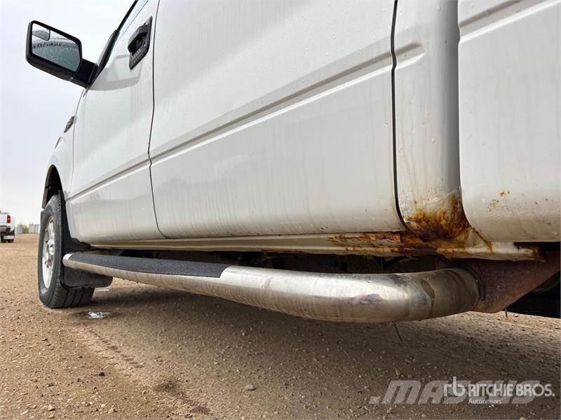 Ford F-150 XLT 4x4 Crew Cab Pickup Autre fourgon / utilitaire