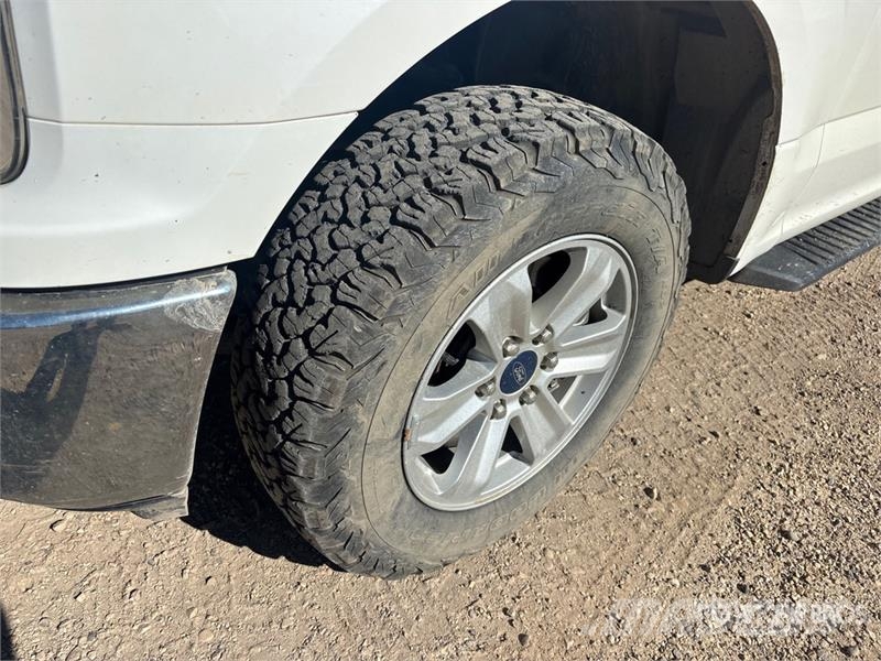 Ford F-150 XLT 4x4 Crew Cab Pickup Other