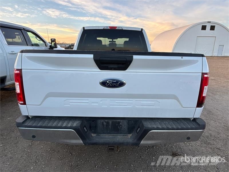 Ford F-150 XLT 4x4 Crew Cab Pickup Ostalo
