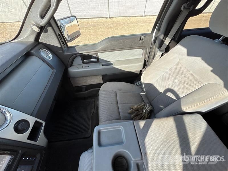 Ford F-150 XLT 4x4 Crew Cab Pickup Andre