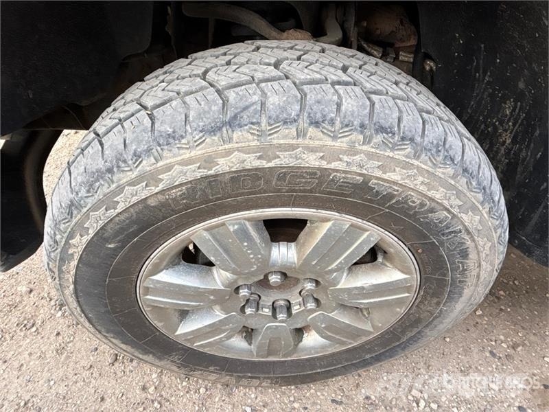 Ford F-150 XLT 4x4 Crew Cab Pickup Drugi