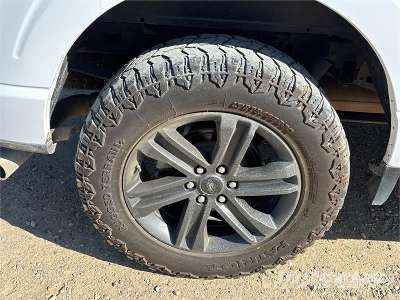 Ford F-150 XLT 4x4 Crew Cab Pickup Прочие фургоны