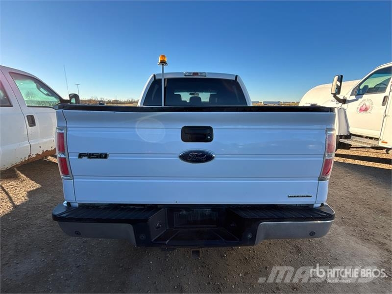 Ford F-150 XLT 4x4 Crew Cab Pickup أخرى