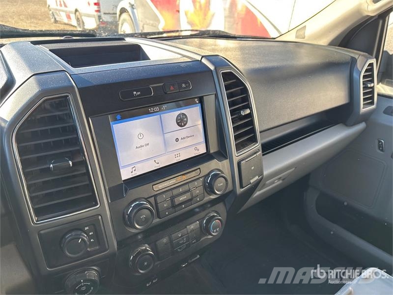 Ford F-150 XLT 4x4 Crew Cab Pickup 其他