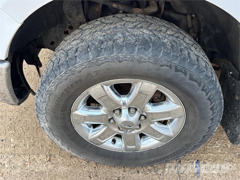 Ford F-150 XLT 4x4 Extended Cab Pickup Ostalo