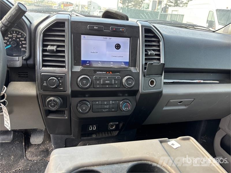 Ford F-150 XLT 4x4 Extended Cab Pickup Ostalo