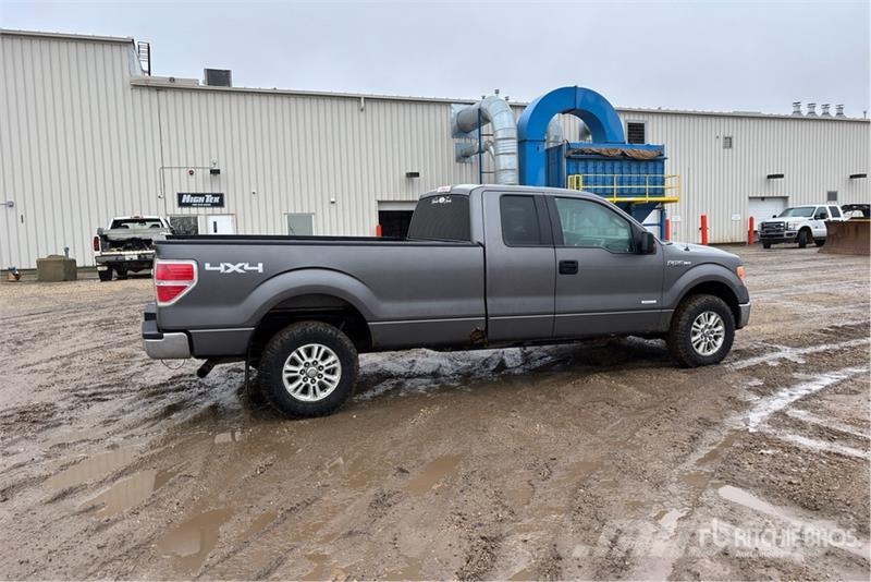 Ford F-150 XLT 4x4 Extended Cab Pickup Ostalo