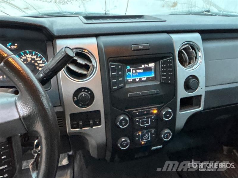 Ford F-150 XLT 4x4 Extended Cab Pickup Ostalo