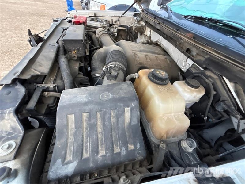 Ford F-150 XLT 4x4 Extended Cab Pickup Ostalo