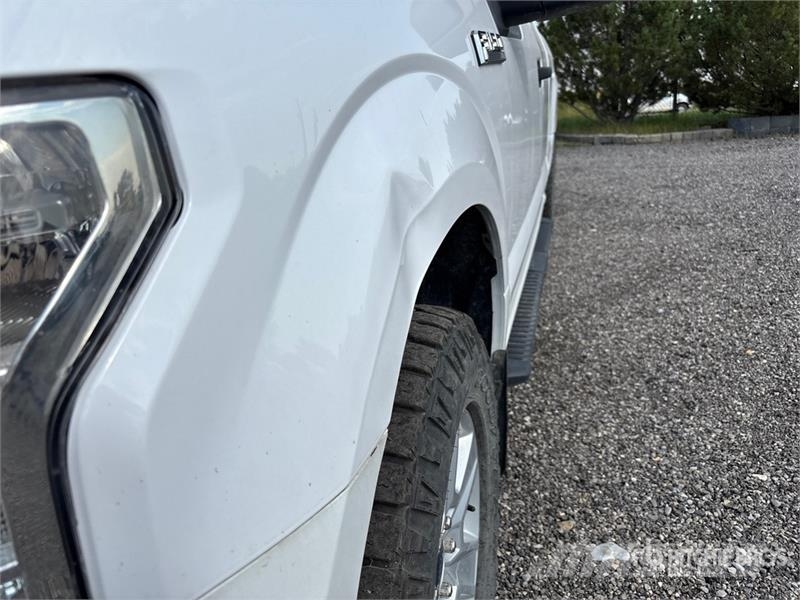 Ford F-150 XLT 4x4 Extended Cab Pickup Ostalo
