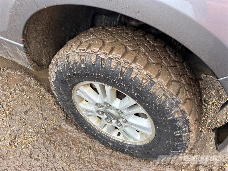 Ford F-150 XLT 4x4 Extended Cab Pickup Ostalo