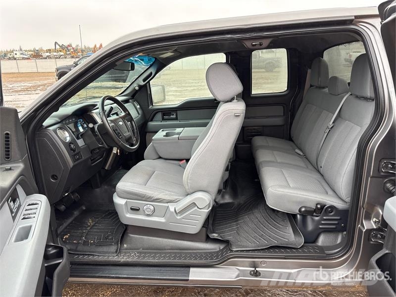 Ford F-150 XLT 4x4 Extended Cab Pickup Ostalo