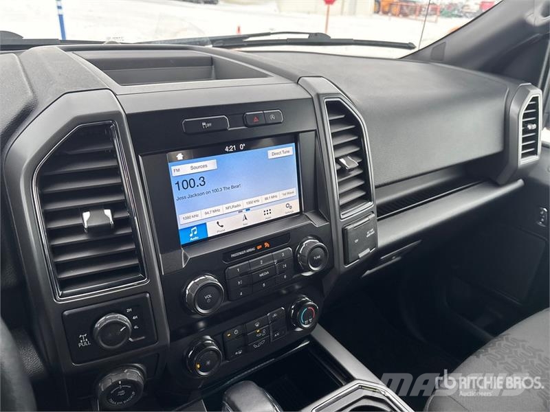 Ford F-150 XLT 4x4 Extended Cab Pickup Muu