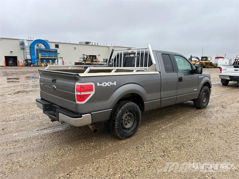 Ford F-150 XLT 4x4 Extended Cab Pickup Ostalo