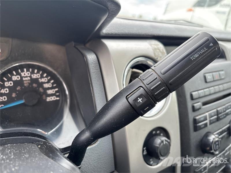 Ford F-150 XLT 4x4 Extended Cab Pickup Прочие фургоны
