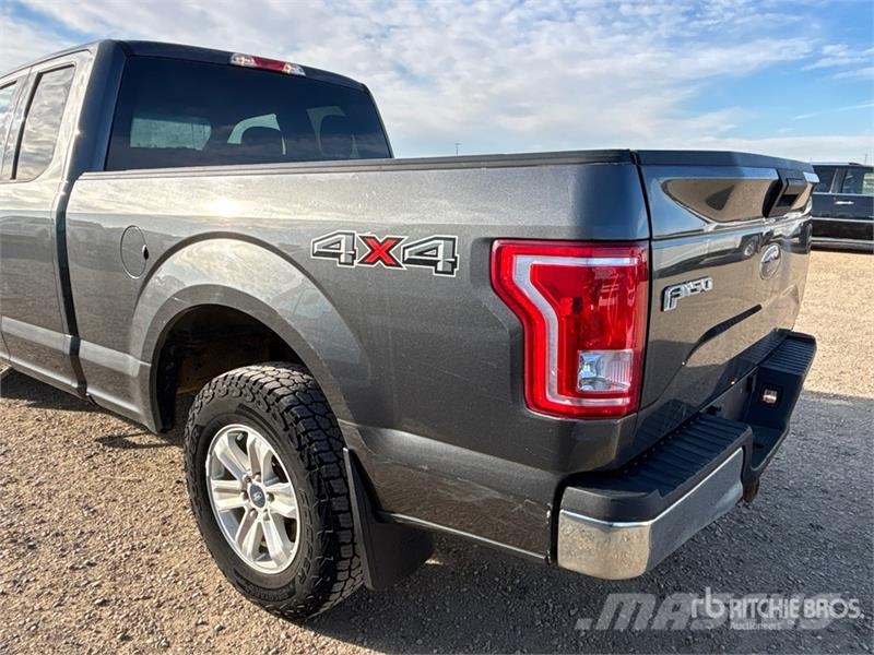 Ford F-150 XLT 4x4 Extended Cab Pickup Drugi