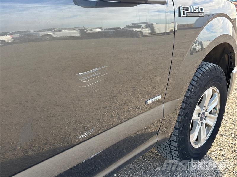 Ford F-150 XLT 4x4 Extended Cab Pickup Drugi
