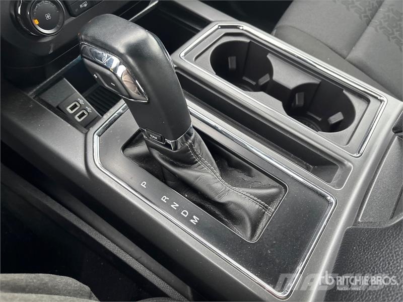 Ford F-150 XLT 4x4 Extended Cab Pickup Muu