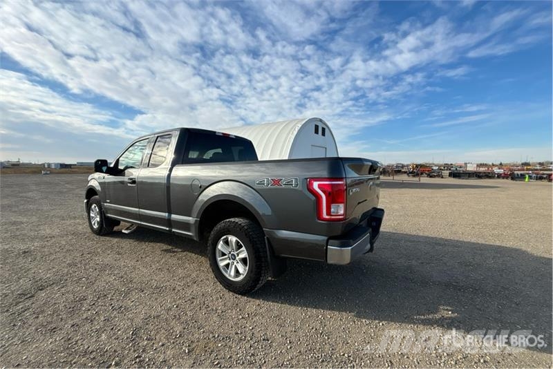 Ford F-150 XLT 4x4 Extended Cab Pickup Drugi
