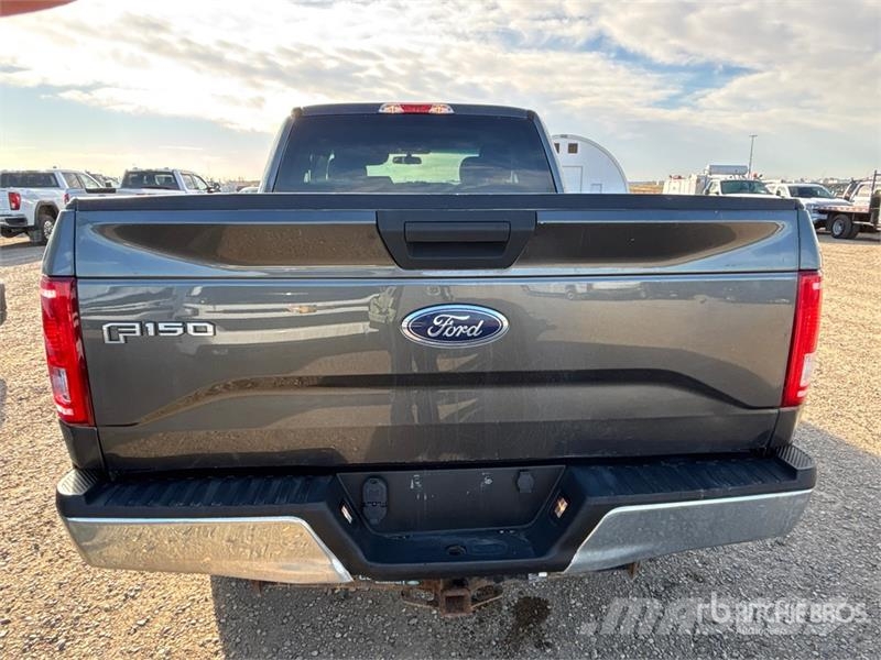 Ford F-150 XLT 4x4 Extended Cab Pickup Drugi