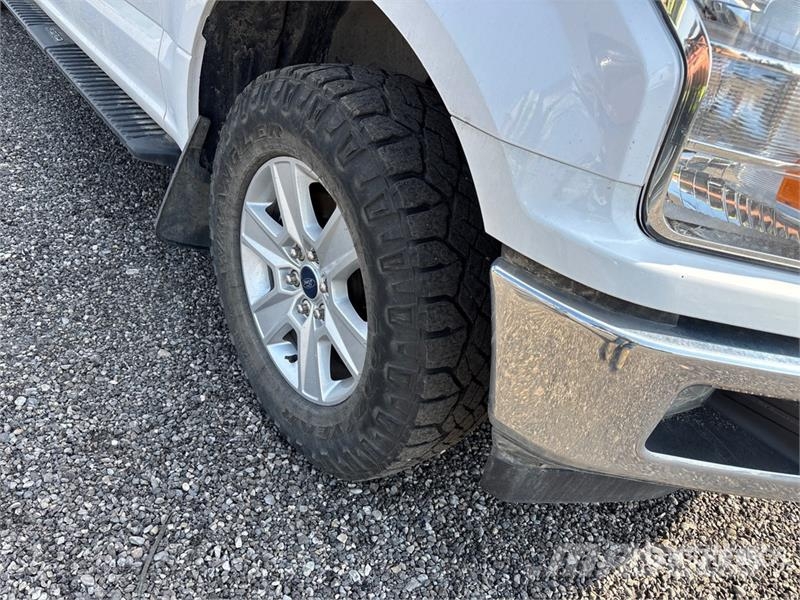 Ford F-150 XLT 4x4 Extended Cab Pickup Ostalo