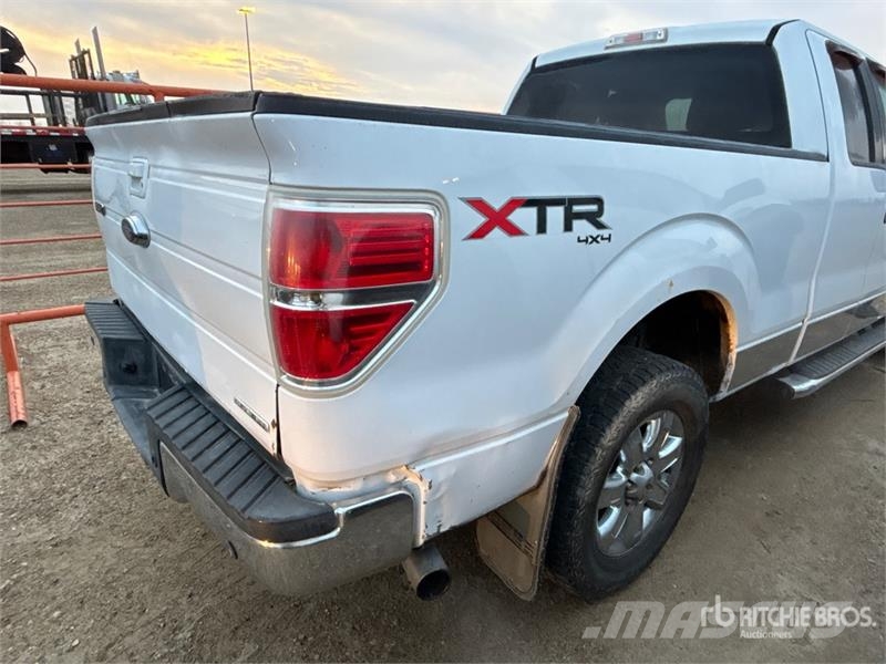 Ford F-150 XLT 4x4 Extended Cab Pickup Ostalo