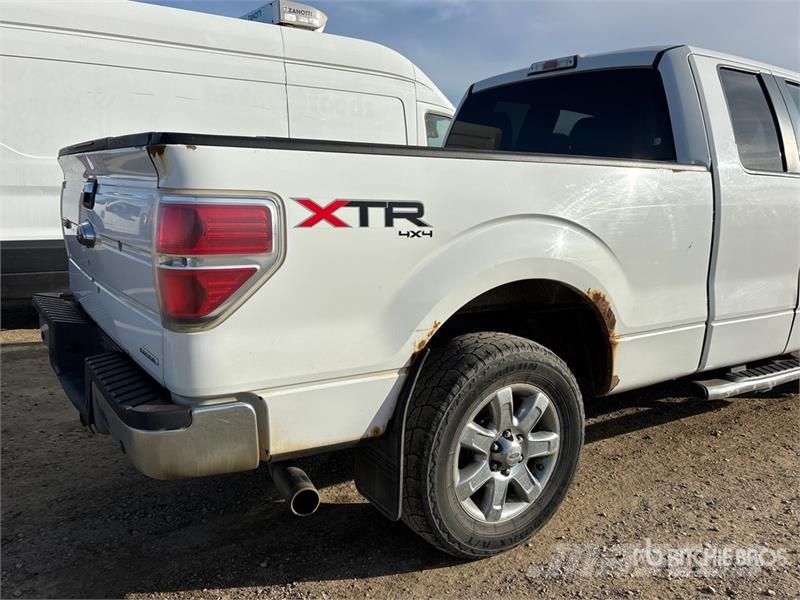 Ford F-150 XLT 4x4 Extended Cab Pickup أخرى