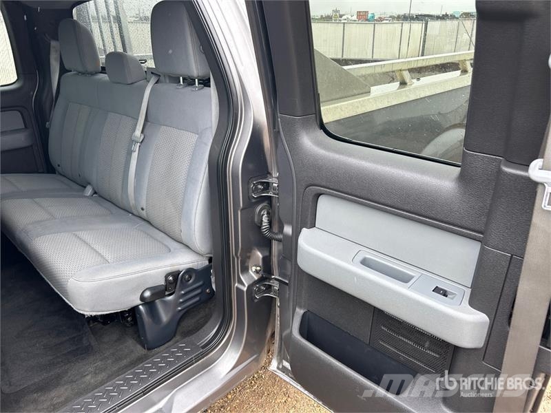 Ford F-150 XLT 4x4 Extended Cab Pickup Ostalo