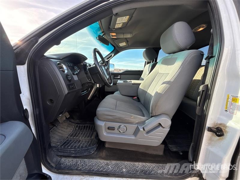 Ford F-150 XLT 4x4 Extended Cab Pickup أخرى