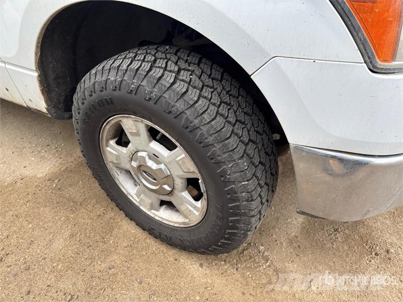Ford F-150 XLT 4x4 Extended Cab Pickup Прочие фургоны