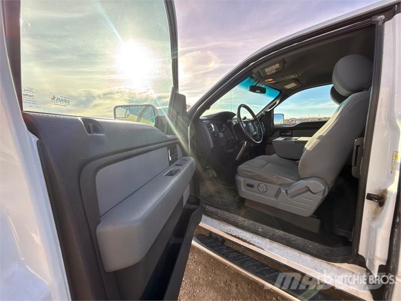 Ford F-150 XLT 4x4 Extended Cab Pickup أخرى