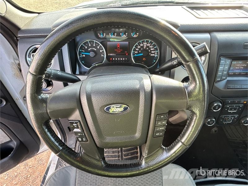 Ford F-150 XLT 4x4 Extended Cab Pickup أخرى