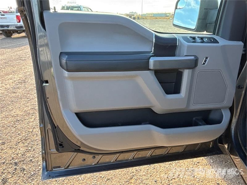 Ford F-150 XLT 4x4 Extended Cab Pickup Drugi