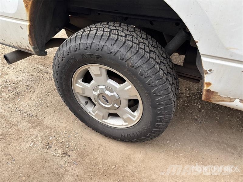 Ford F-150 XLT 4x4 Extended Cab Pickup Прочие фургоны