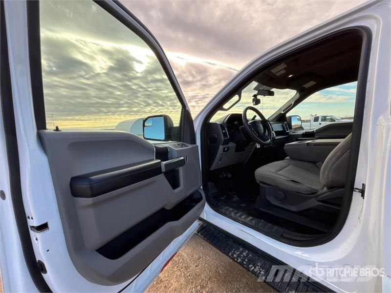 Ford F-150 XLT 4x4 Pickup Прочие фургоны