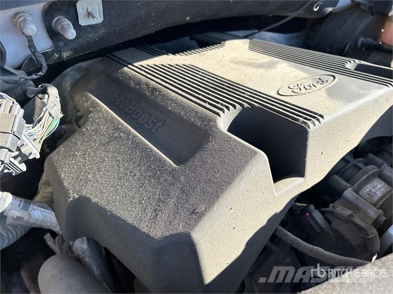 Ford F-150 XLT 4x4 Pickup Andere Transporter