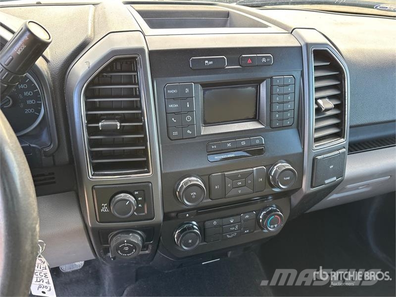 Ford F-150 XLT 4x4 Pickup Прочие фургоны
