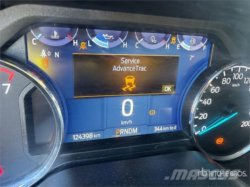 Ford F-150 XLT FX4 4x4 Crew Cab Pickup Egyéb
