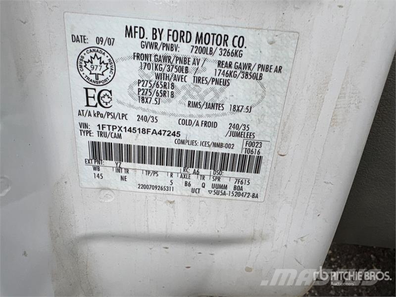 Ford F-150 XLT SD 4x4 Extended Cab Pickup Muu