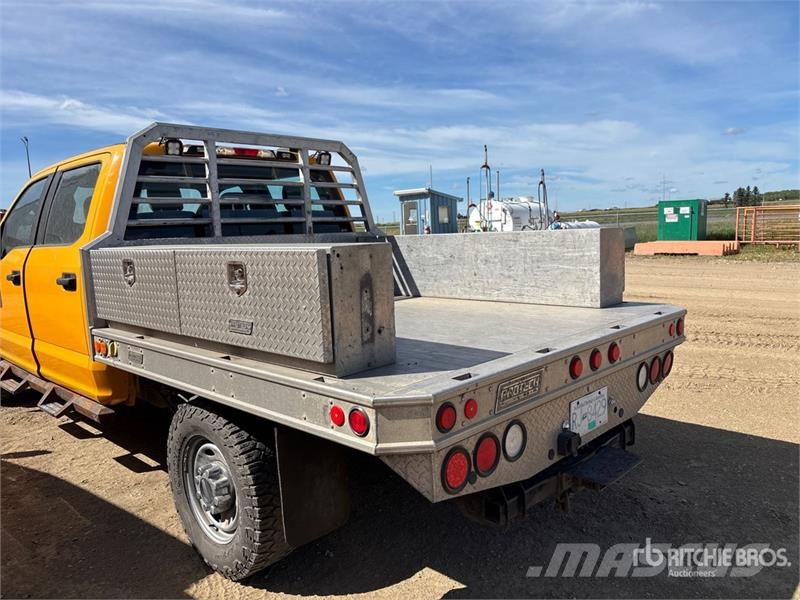 Ford F-250 Kamioni sa otvorenim sandukom