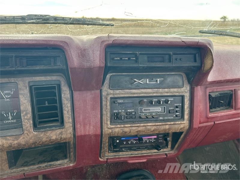 Ford F-250 Muu