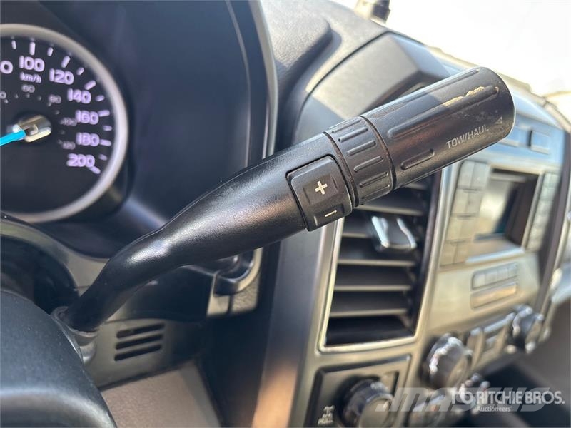 Ford F-250 Flakbilar