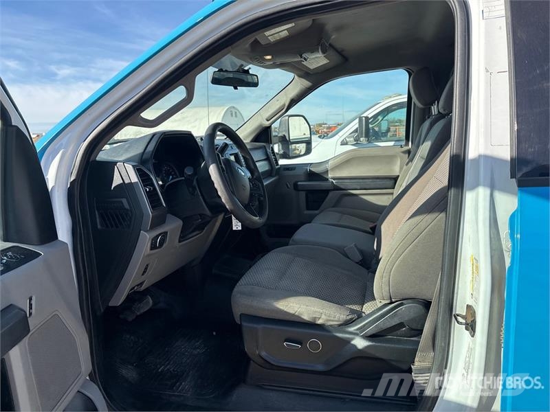 Ford F-250 Flakbilar