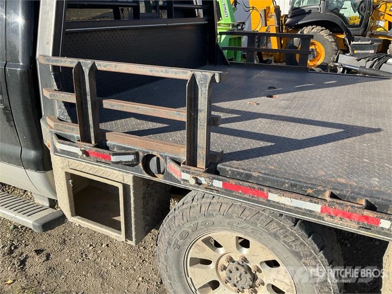 Ford F-250 Flatbed / Dropside trucks