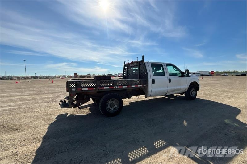 Ford F-250 Φορτηγά Kαρότσα με ανοιγόμενα πλαϊνά